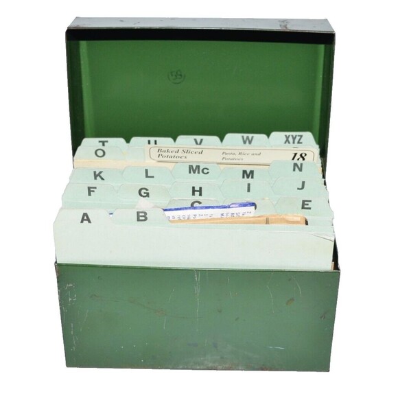 Vtg Metal Recipe Box stuffed with handwritten Typed Clipped & Printed recipes - Picture 1 of 9